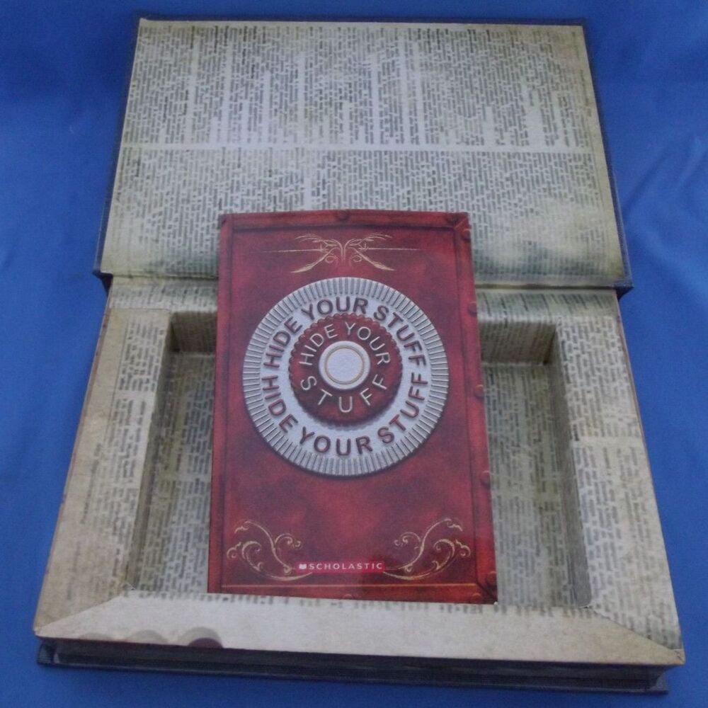 NEW Scholastic Dictionary Hide Your Stuff with 32-page instruction book Secret